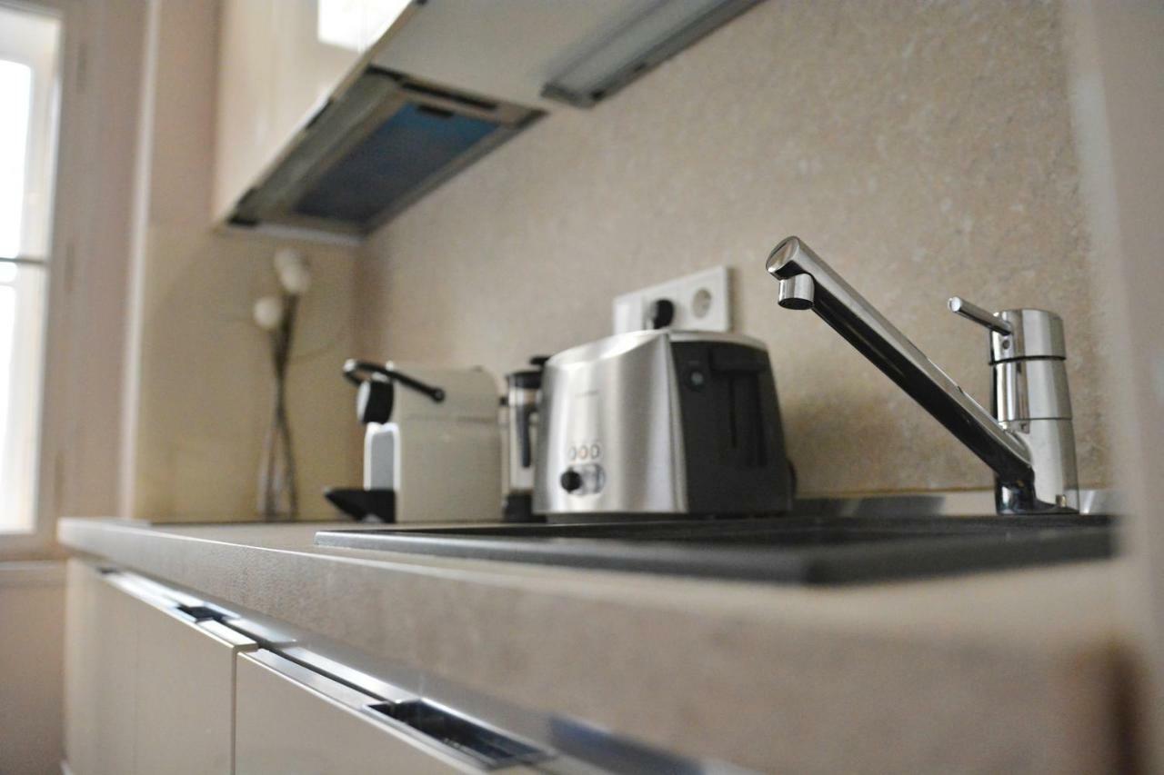 Apartment In The Heart Of Praga Esterno foto